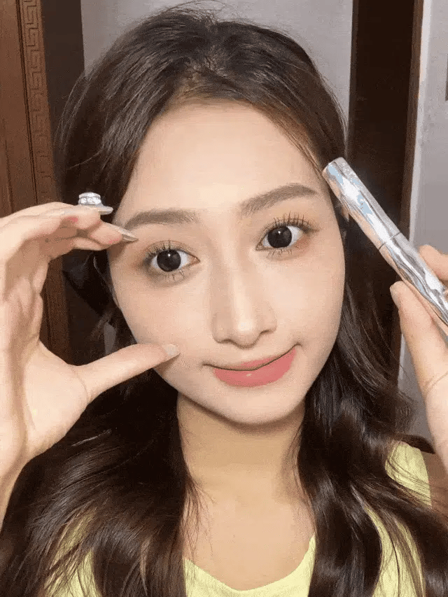 Natural curling long-lasting eyelash primer Buy 1 Get 1 Free