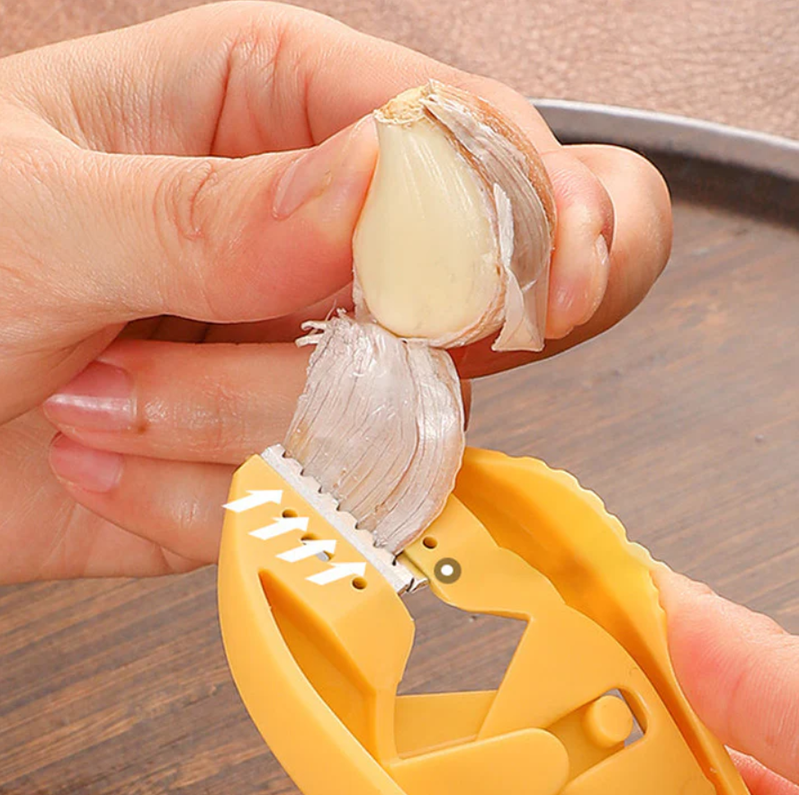Fast & Portable Garlic Peeler - Buy 1 Get 1 Free